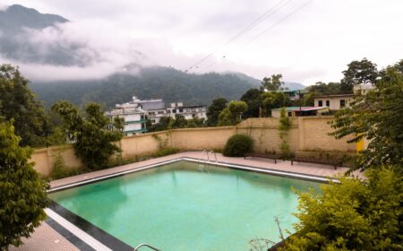 Swimming pool at Rama Space