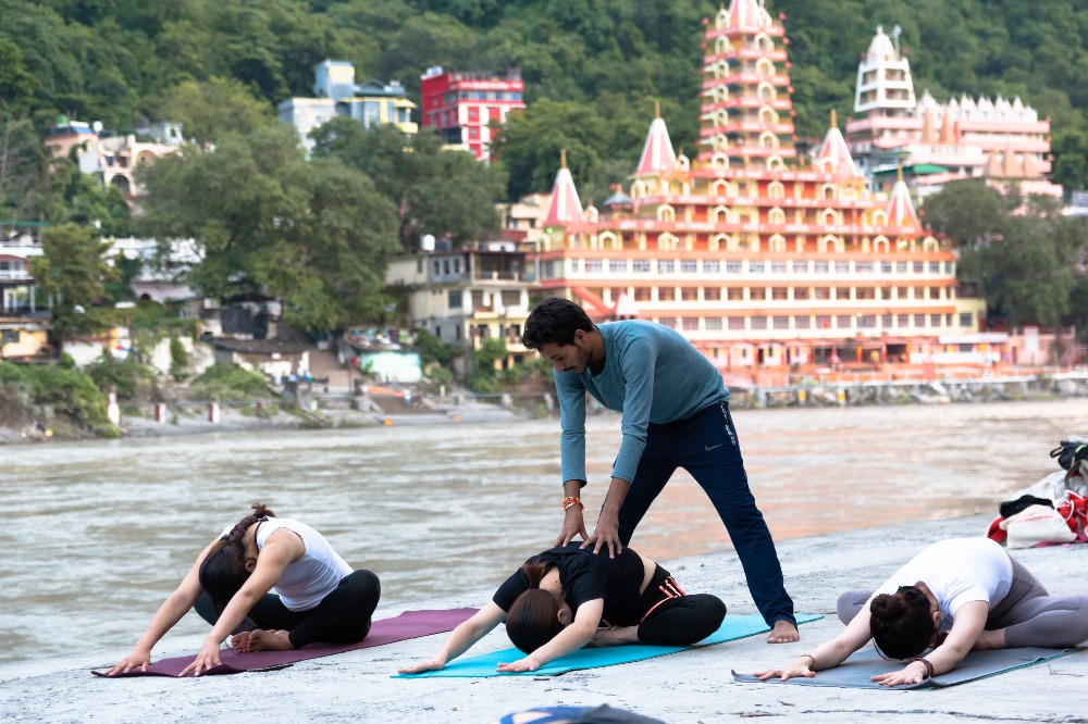 yoga class in near ganga