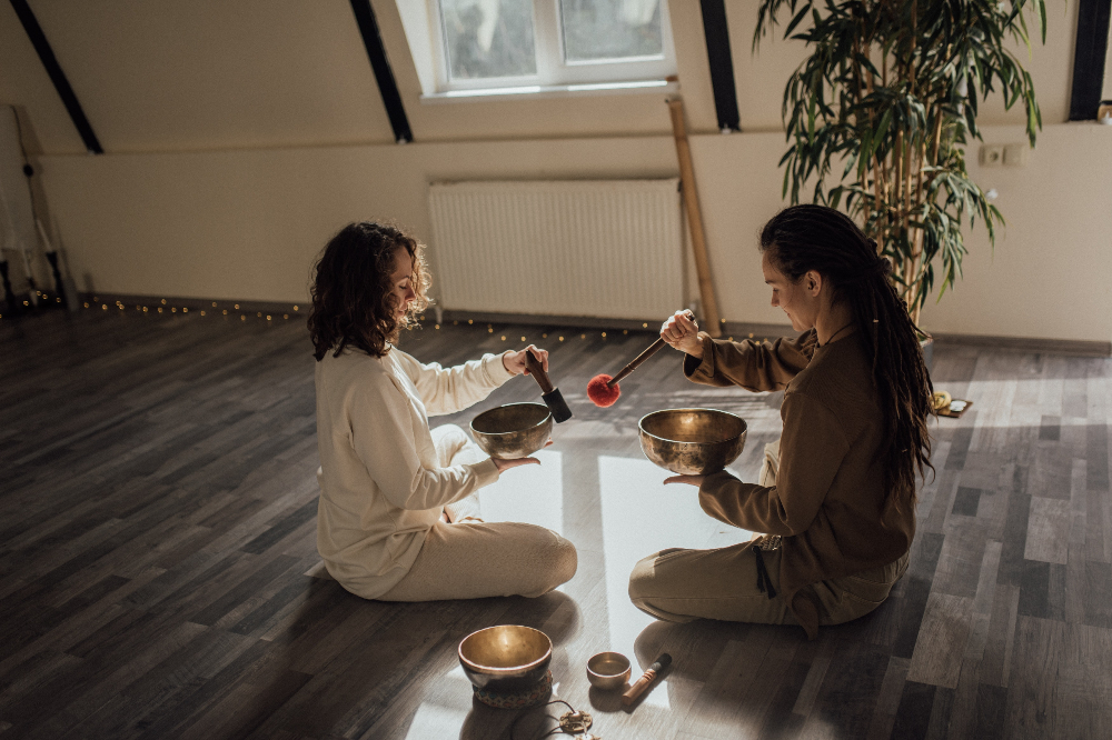 Sound healing with singing bowls certification course