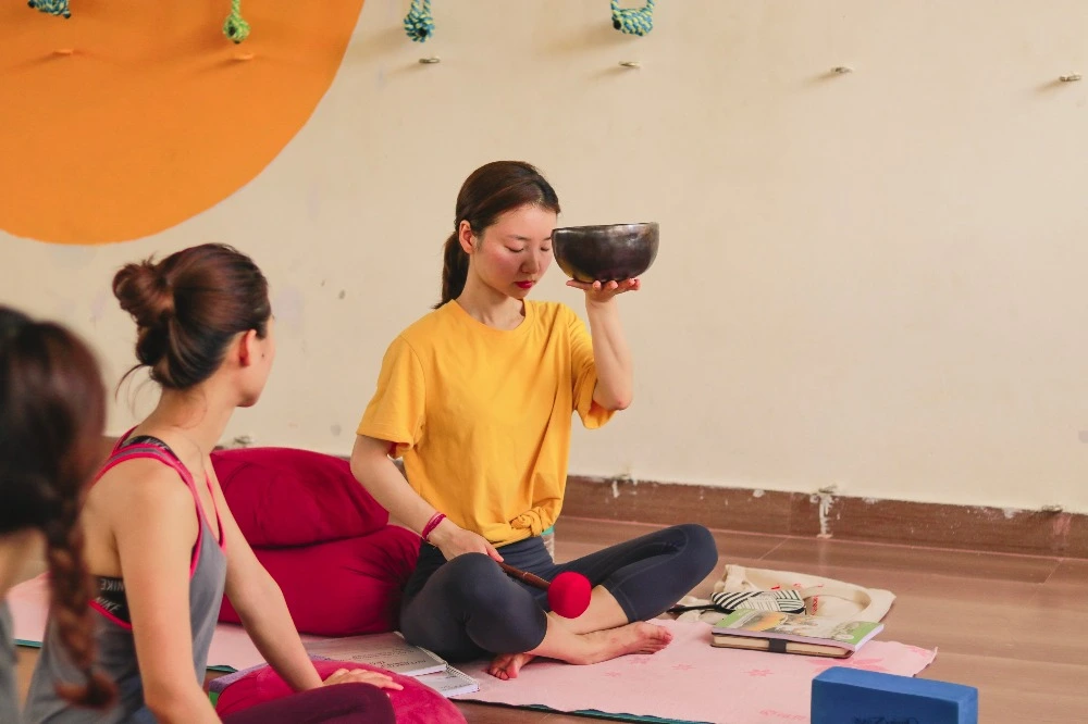 sound healing with singing bowl